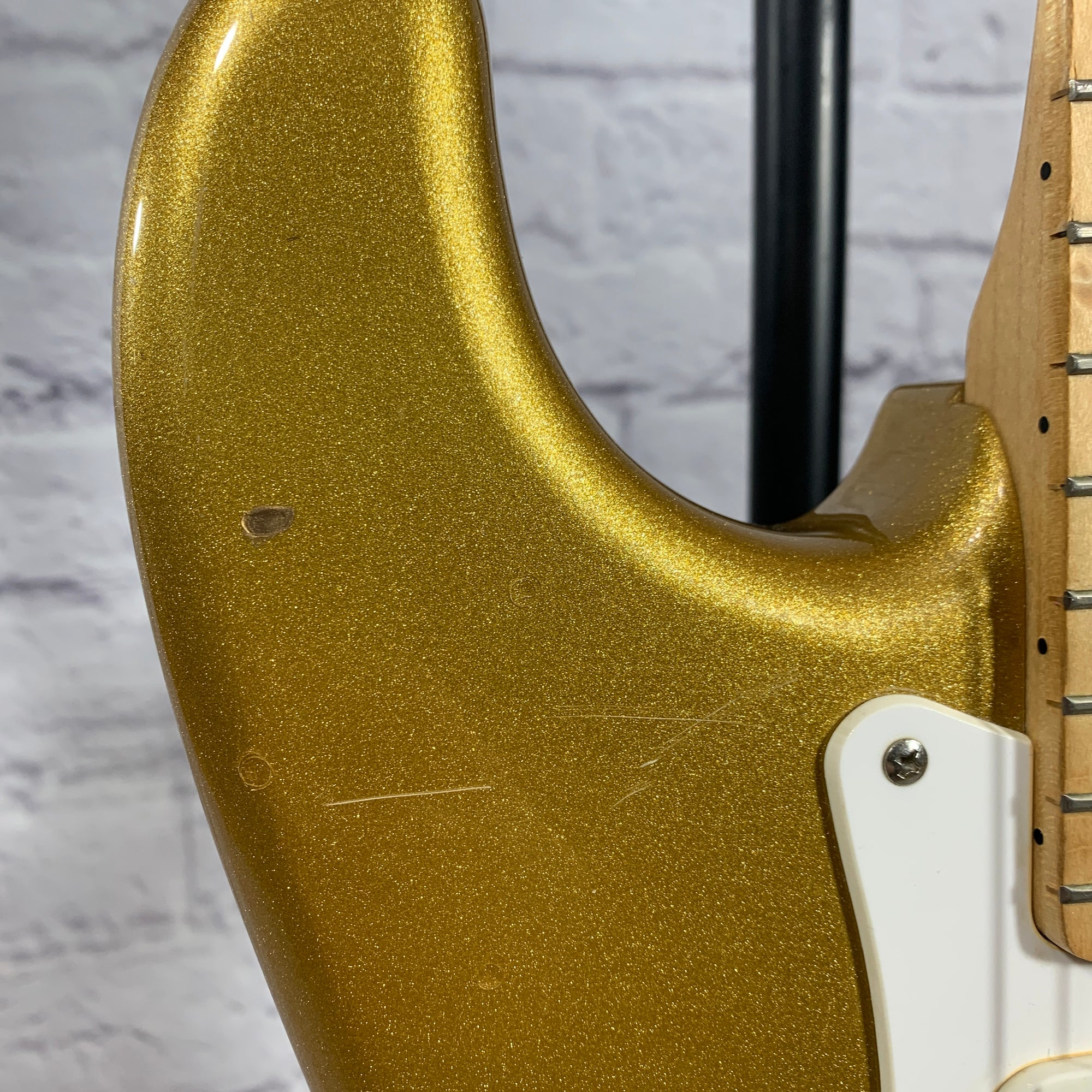 Squier Affinity Strat Gold Sparkle