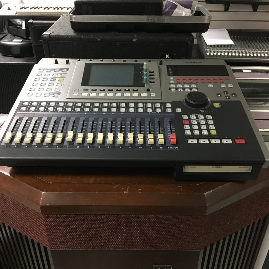 Yamaha AW4416 Hard Disk Recorder w Burner