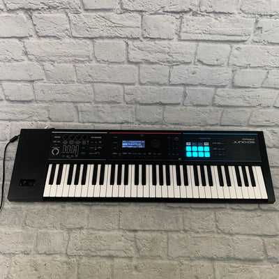 Roland Juno-DS61 61-Key Synth Controller Sampler w/ Gig Bag