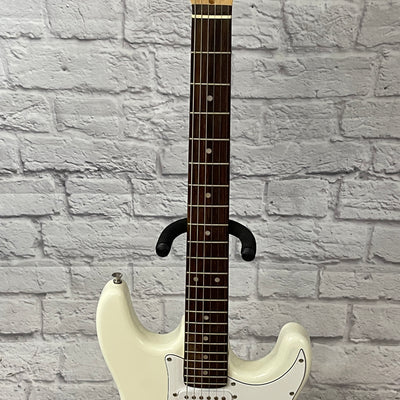 Harmonia Strat-Style Electric Guitar (White)