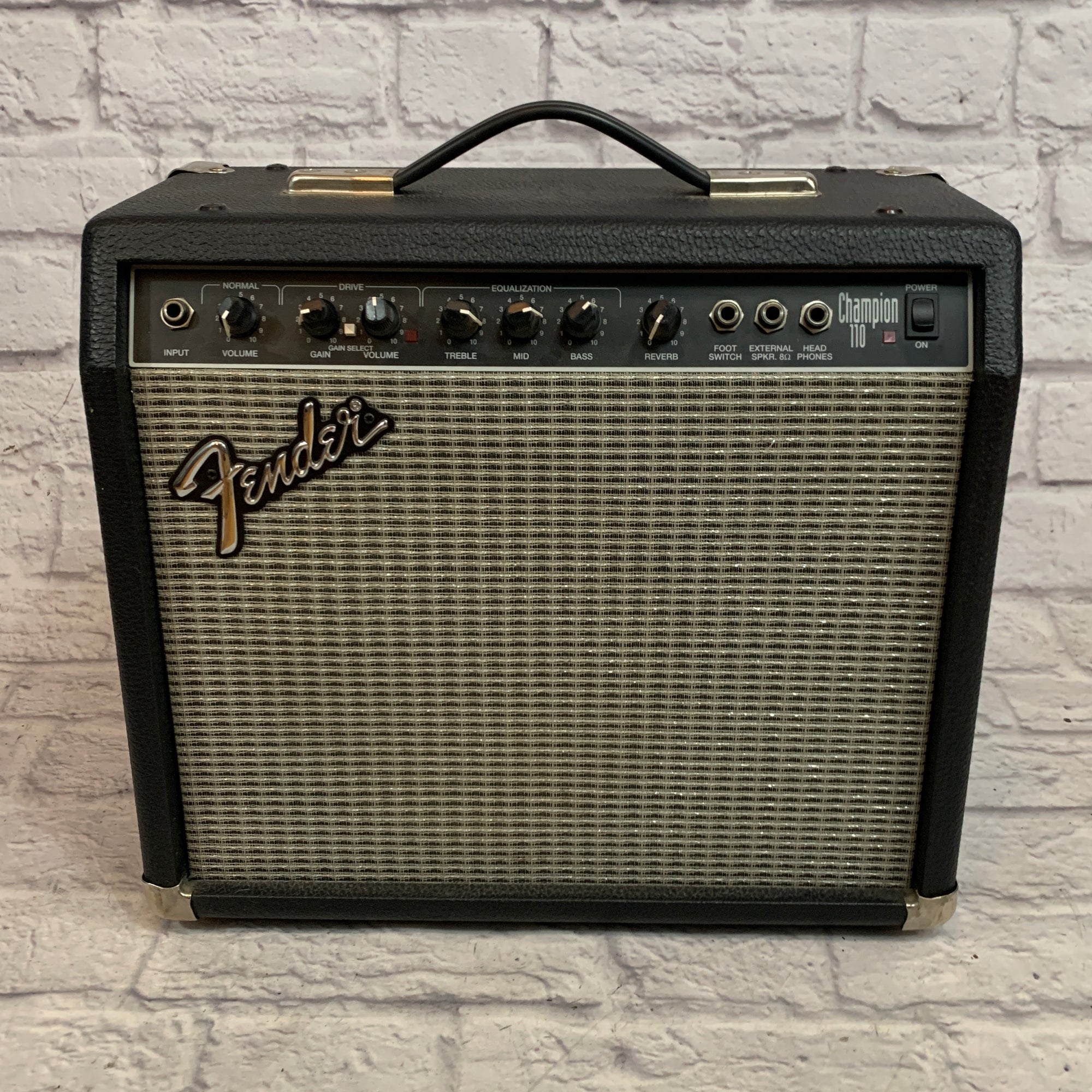 人気SALEセール美品　フェンダー　FENDER ギターアンプ CHAMPION 20 アンプ