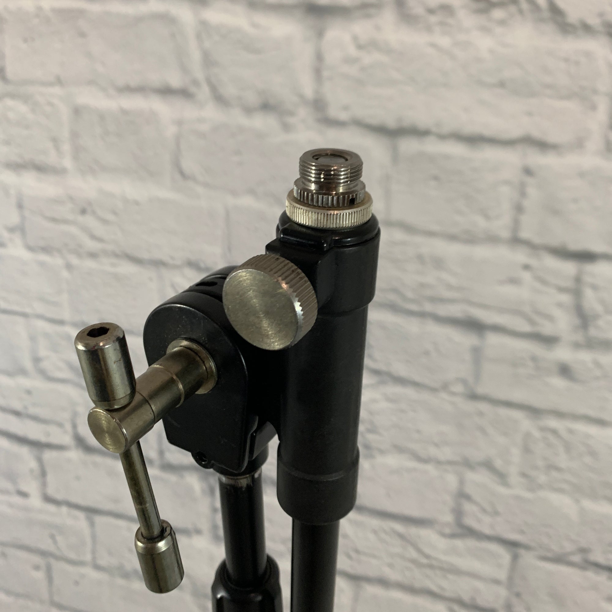 Groove Pak Tripod Boom Mic Stand