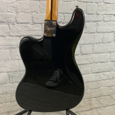Squier Classic Vibe Bass VI - Black