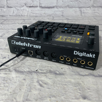 Elektron Digitakt 8-voice Drum Computer and Sampler w/ Power Supply