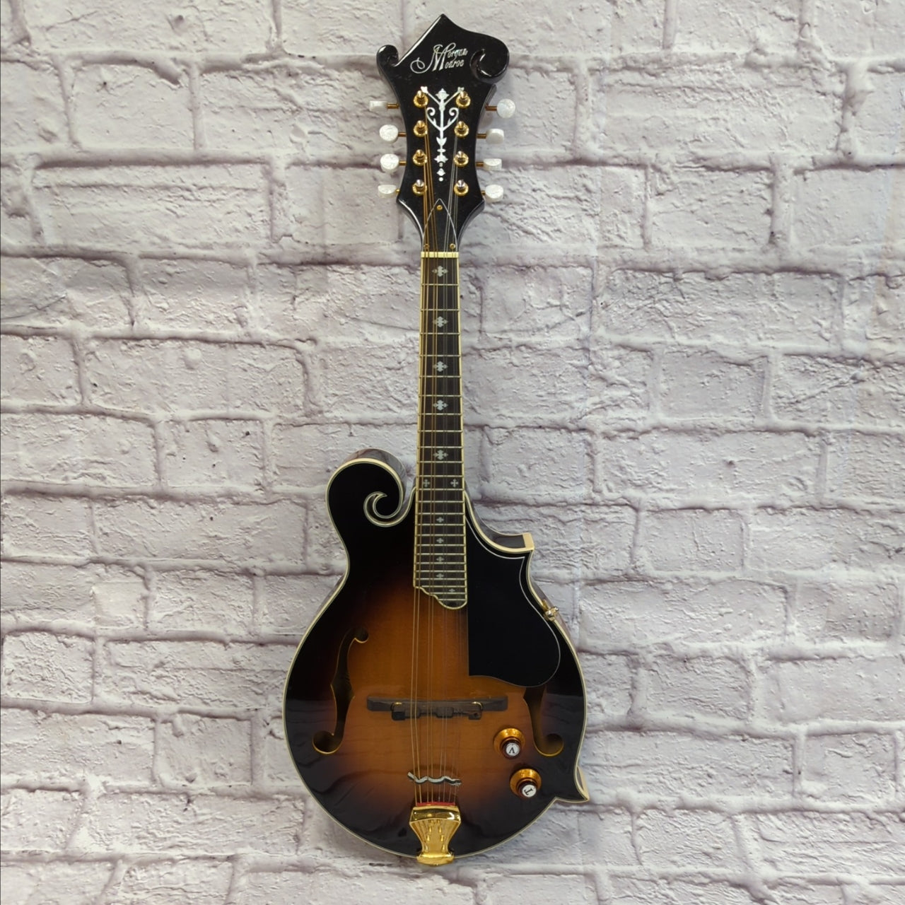 Morgan Monroe MM100E-SB Mandolin