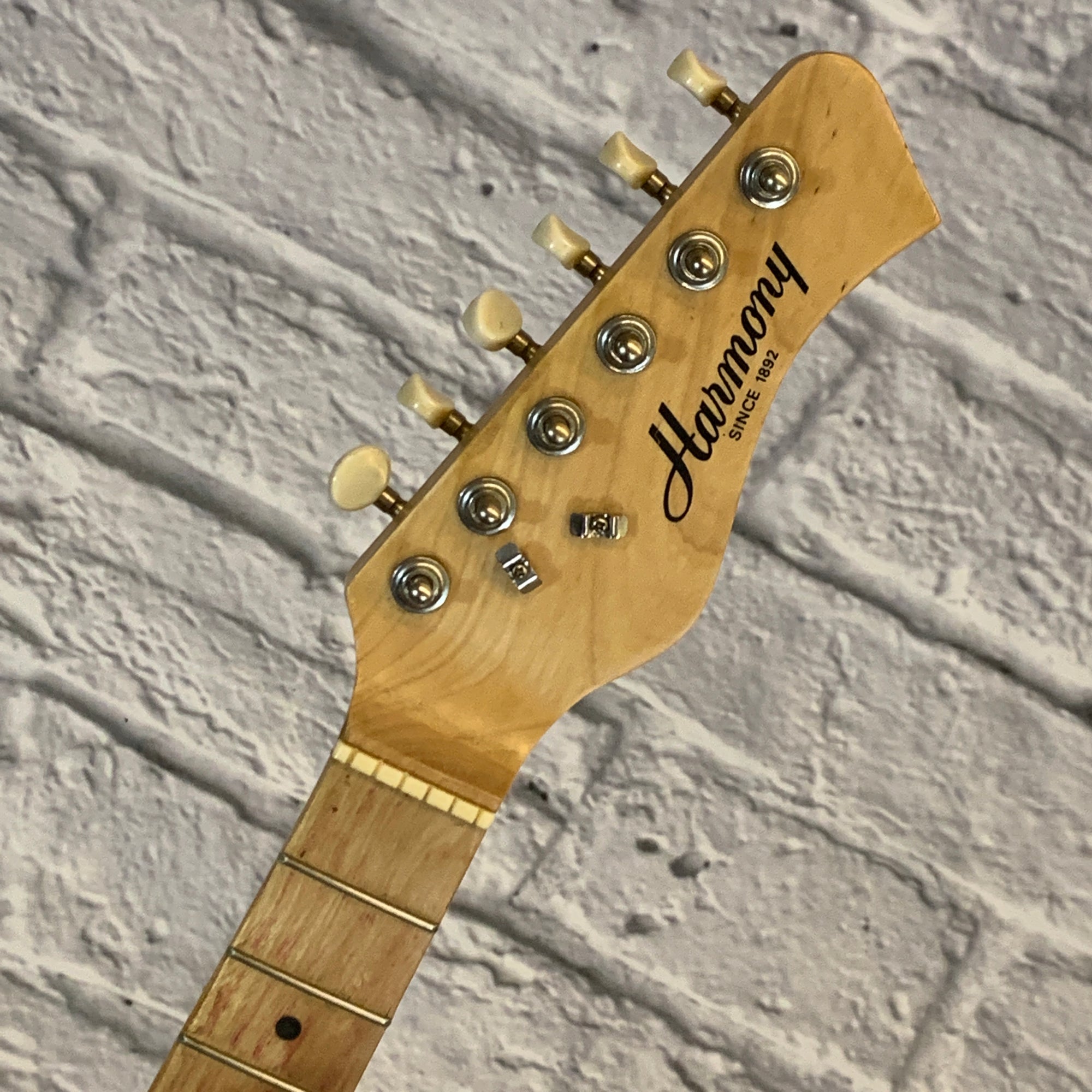 Harmony Short Scale Project Guitar Pink