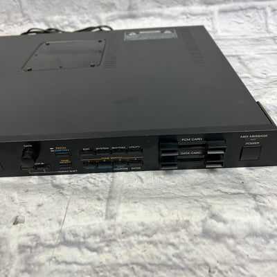 Roland JV-880 Multi Timbral Synthesizer Module Rack Synth