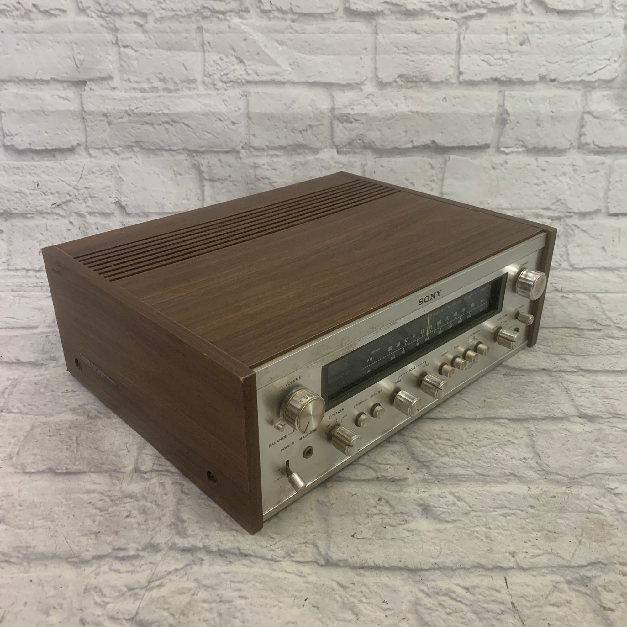 Sony Receiver (Silver/Wood)