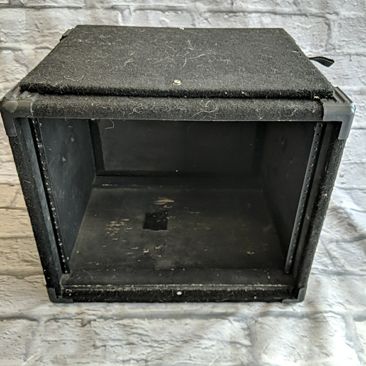 USA Case 8U Carpeted Rack Case