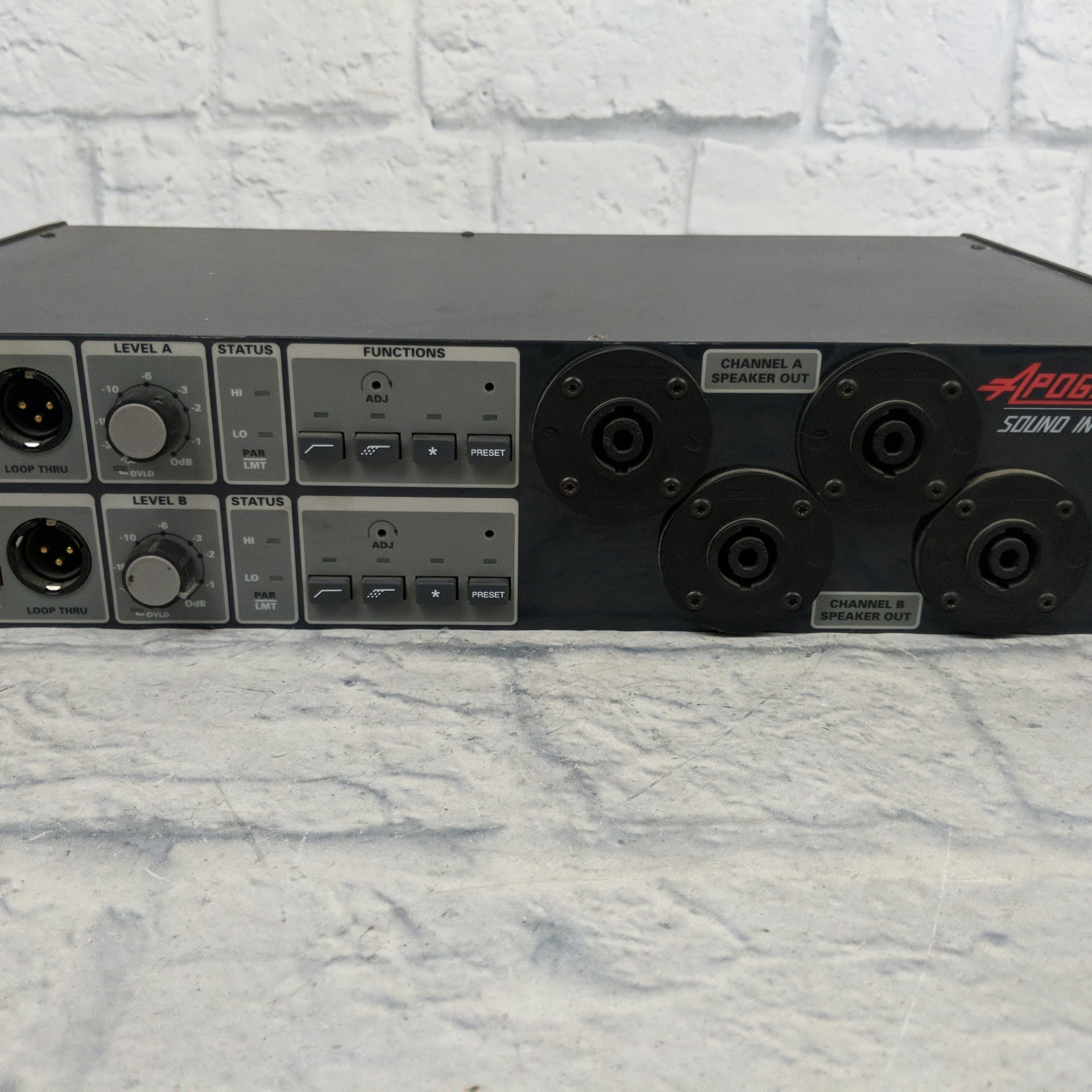 アンプ APOGEE sound International P-500 PVI アンプ APOGEE sound International P-500 PVI APOGEE sound