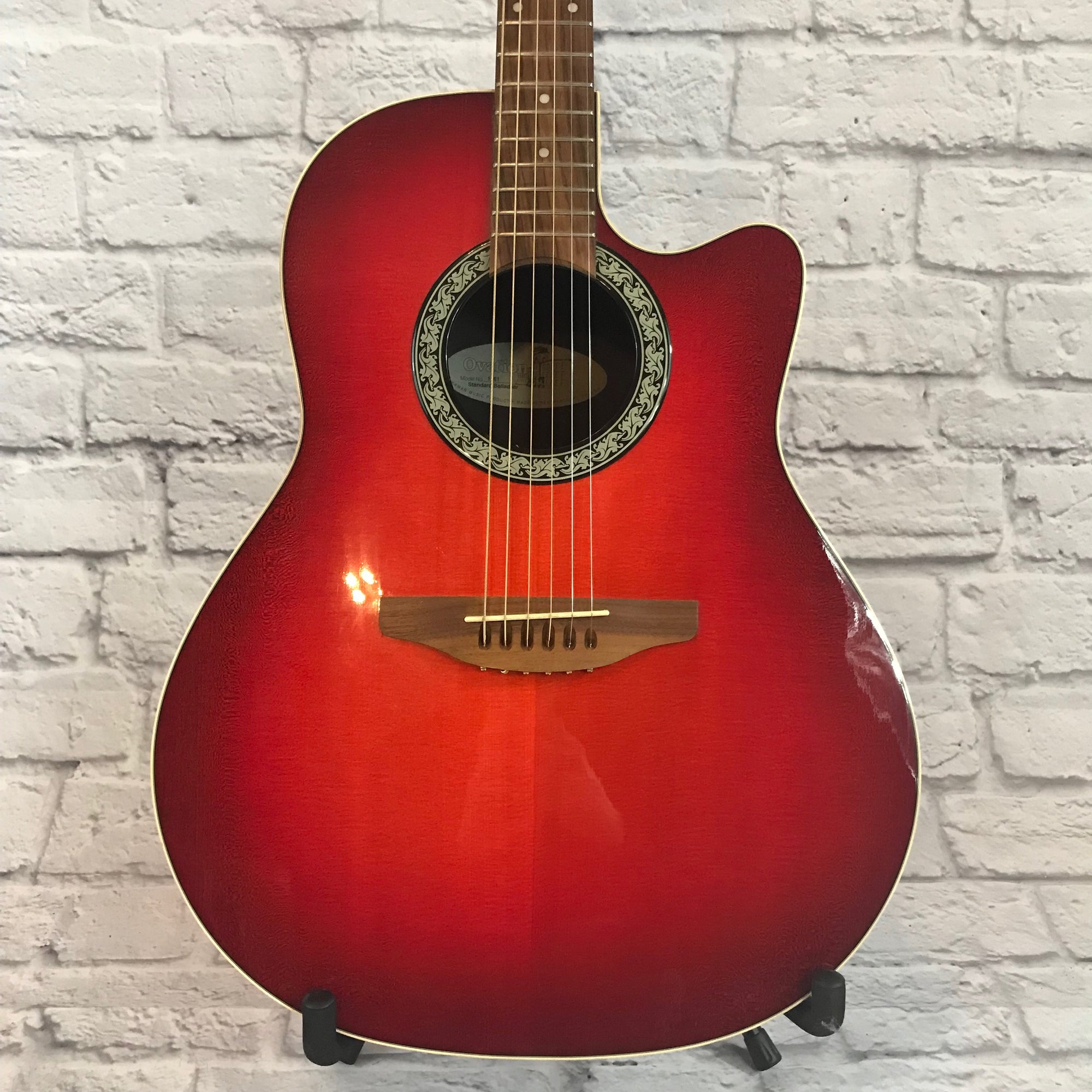 Ovation 1761 Standard Balladeer Acoustic Guitar Wine Red