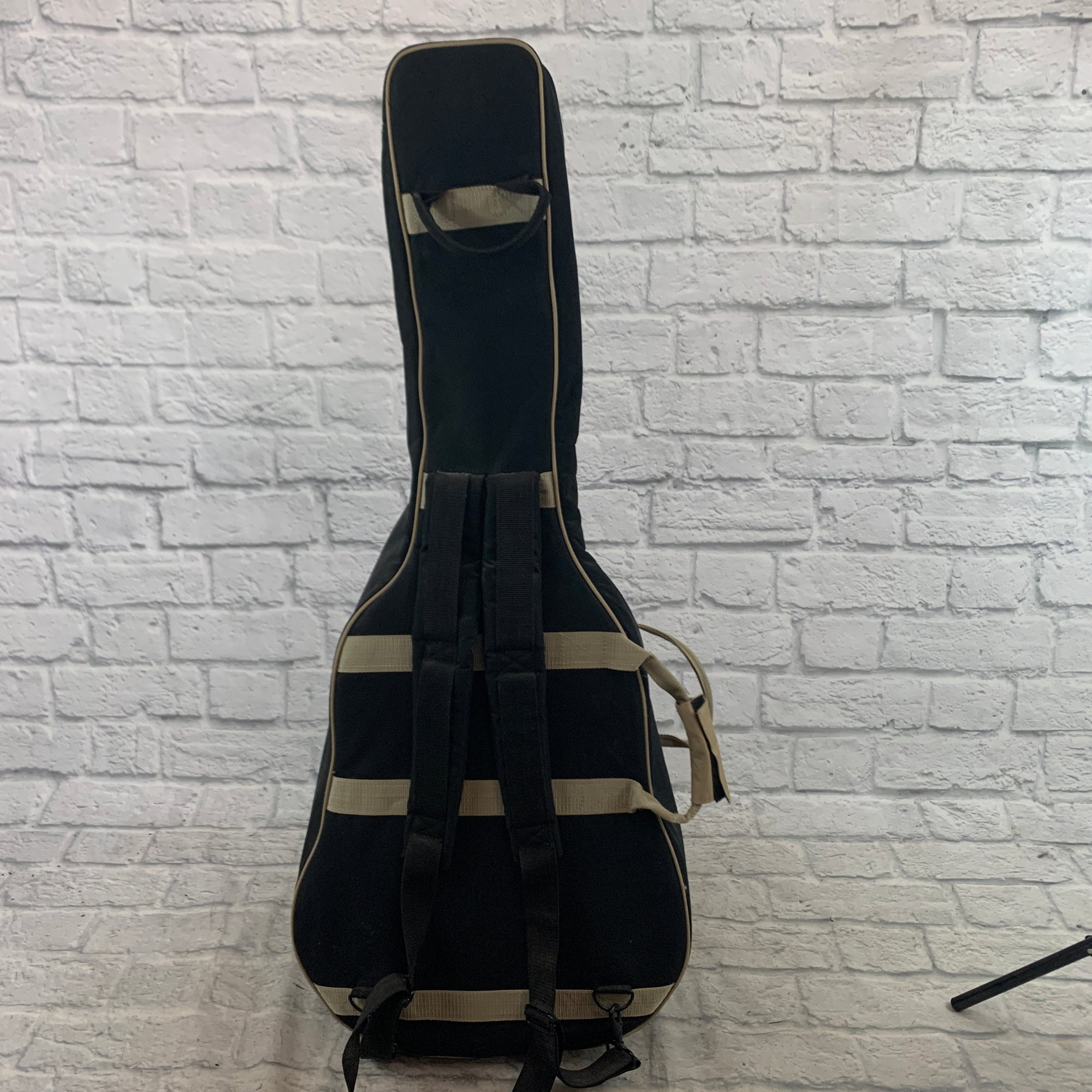 Hagstrom O102S Concert Acoustic Guitar w/ Gig Bag