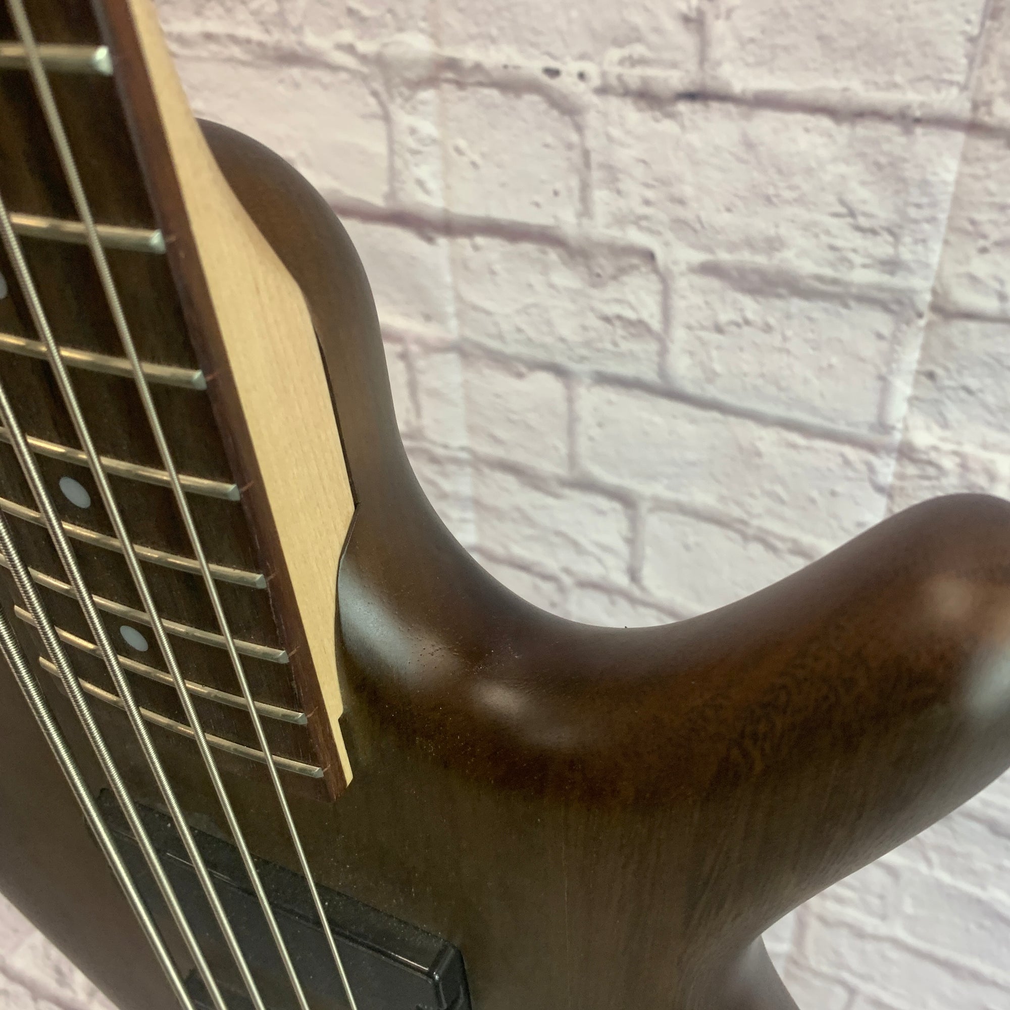 Ibanez 5 GSR205B String Bass Guitar