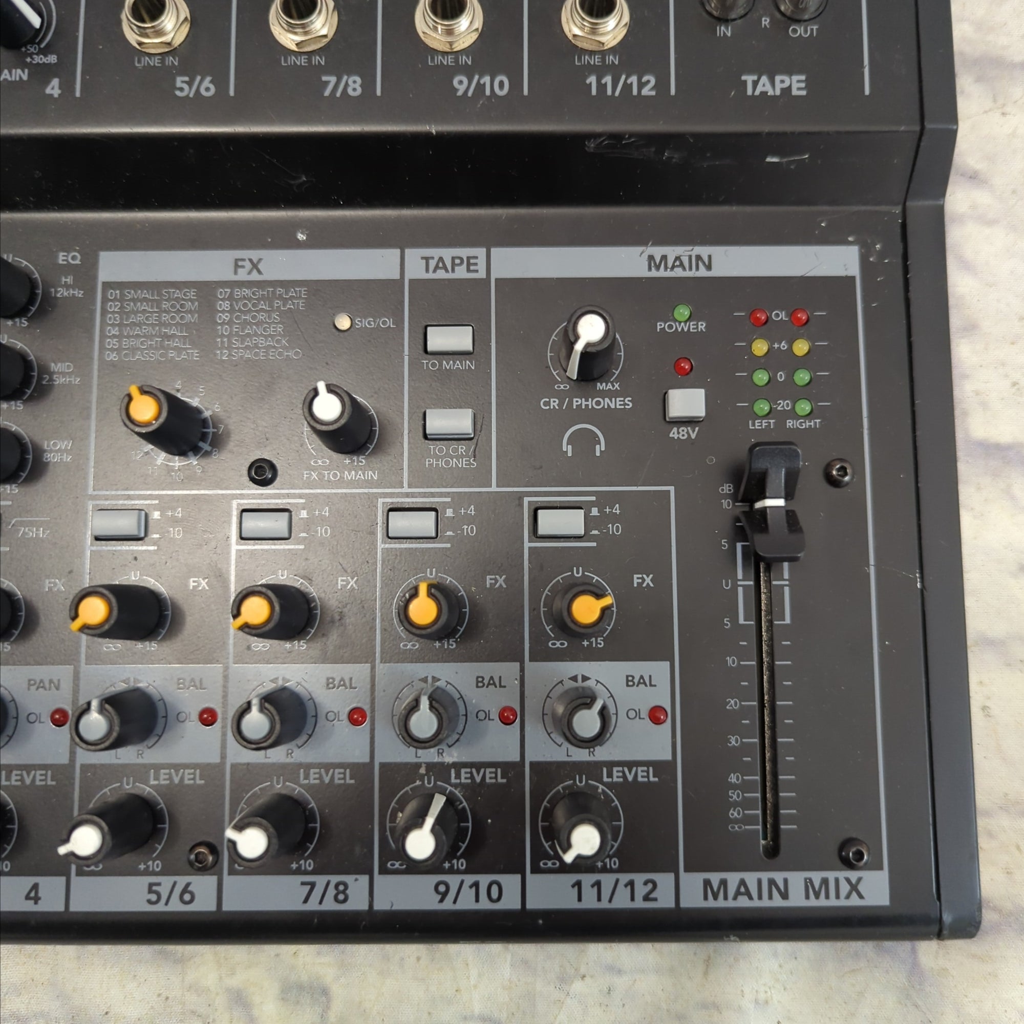 Mackie MIX12FX Mixer AS IS
