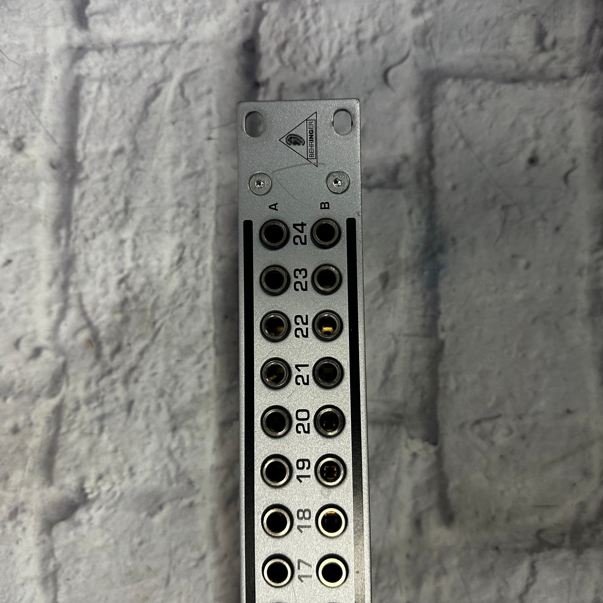 Behringer PX3000 Patchbay