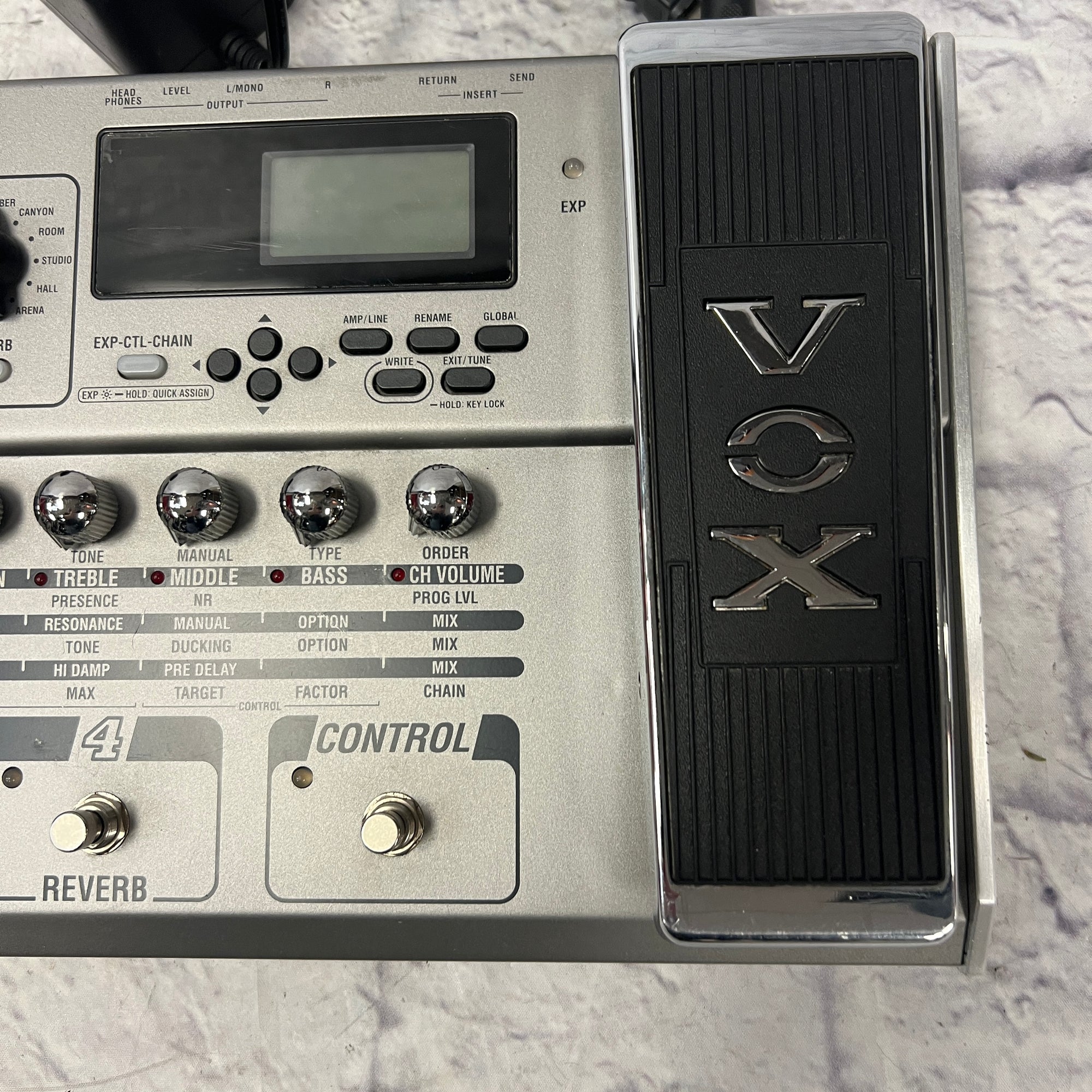 le pedal Vox Tonelab LE Multieffects Pedal