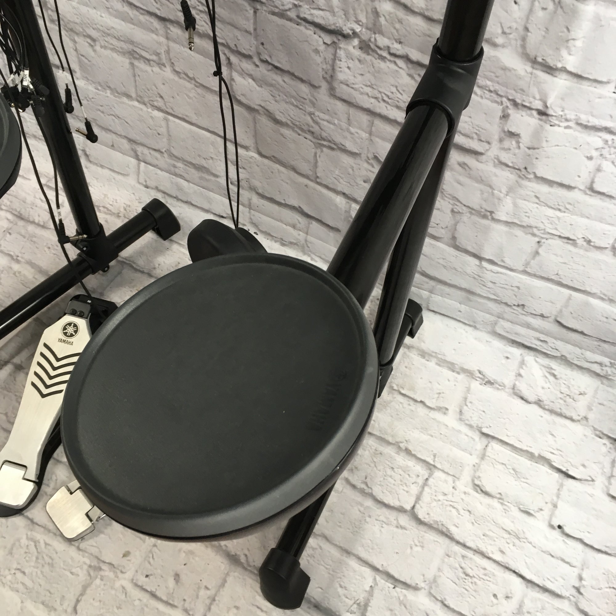 Yamaha DTX452 Electronic Drum Set