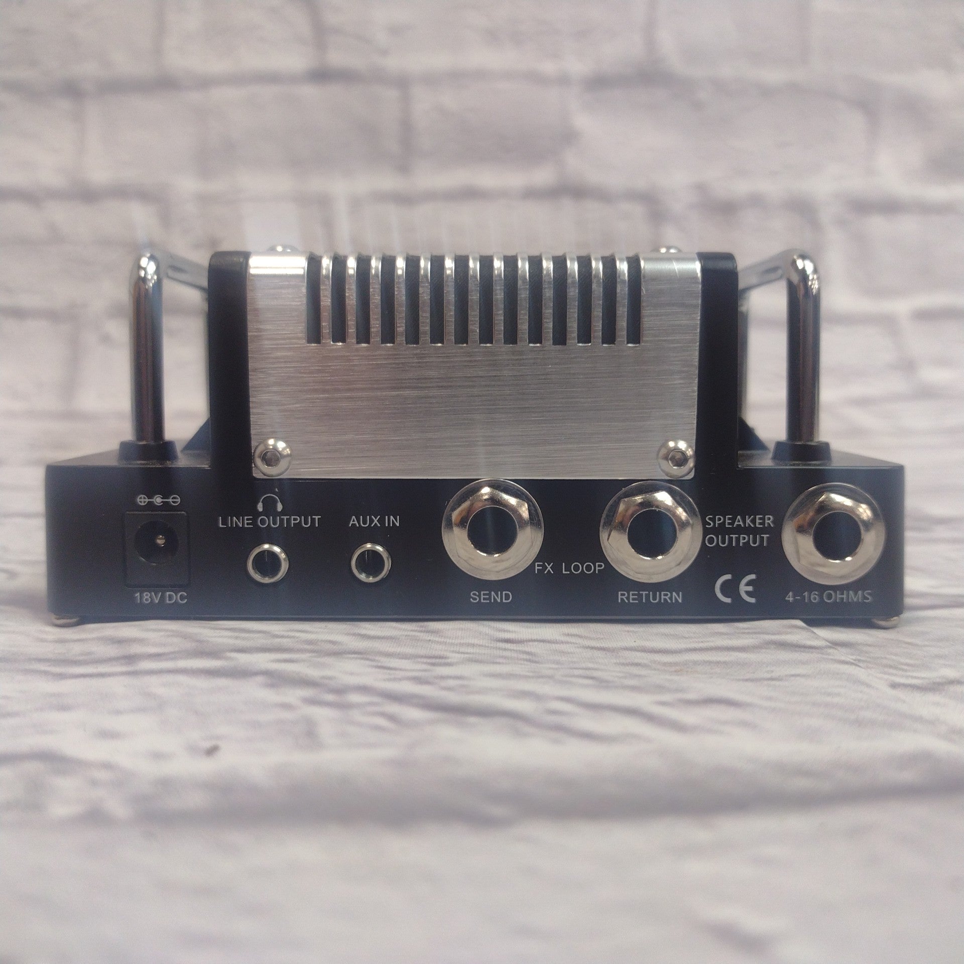 Hotone Thunder Bass Nano Legacy Amp Head