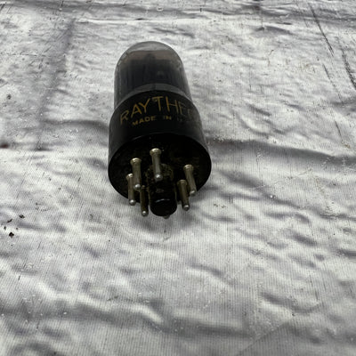 Raytheon 6V6GT Amplifier Tube