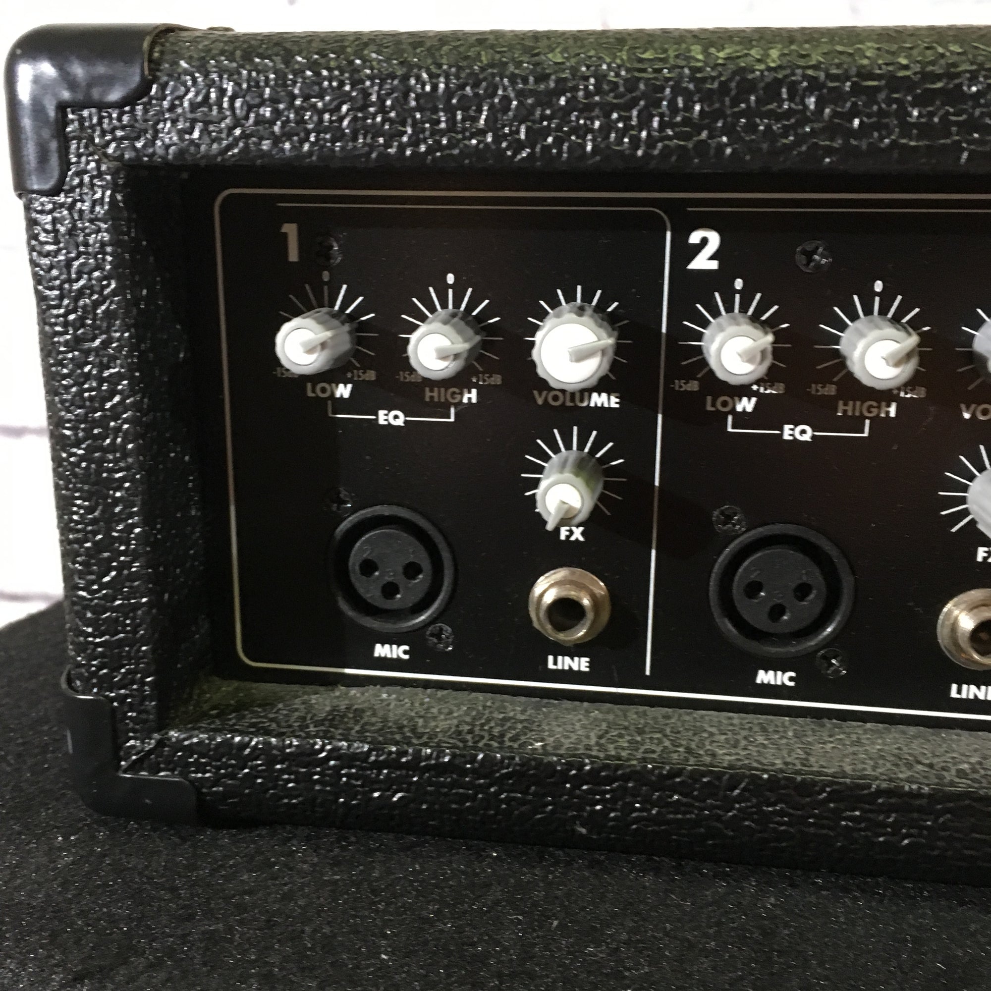 Harbinger HA60 4 Channel PA with Speakers  As-Is