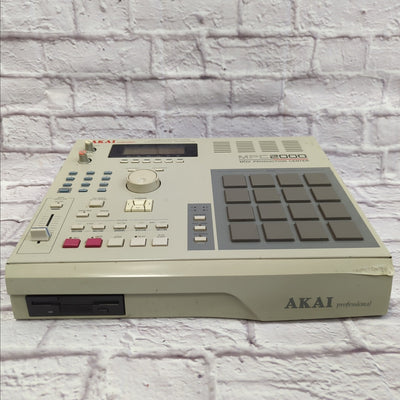 Akai MPC2000 Production Center