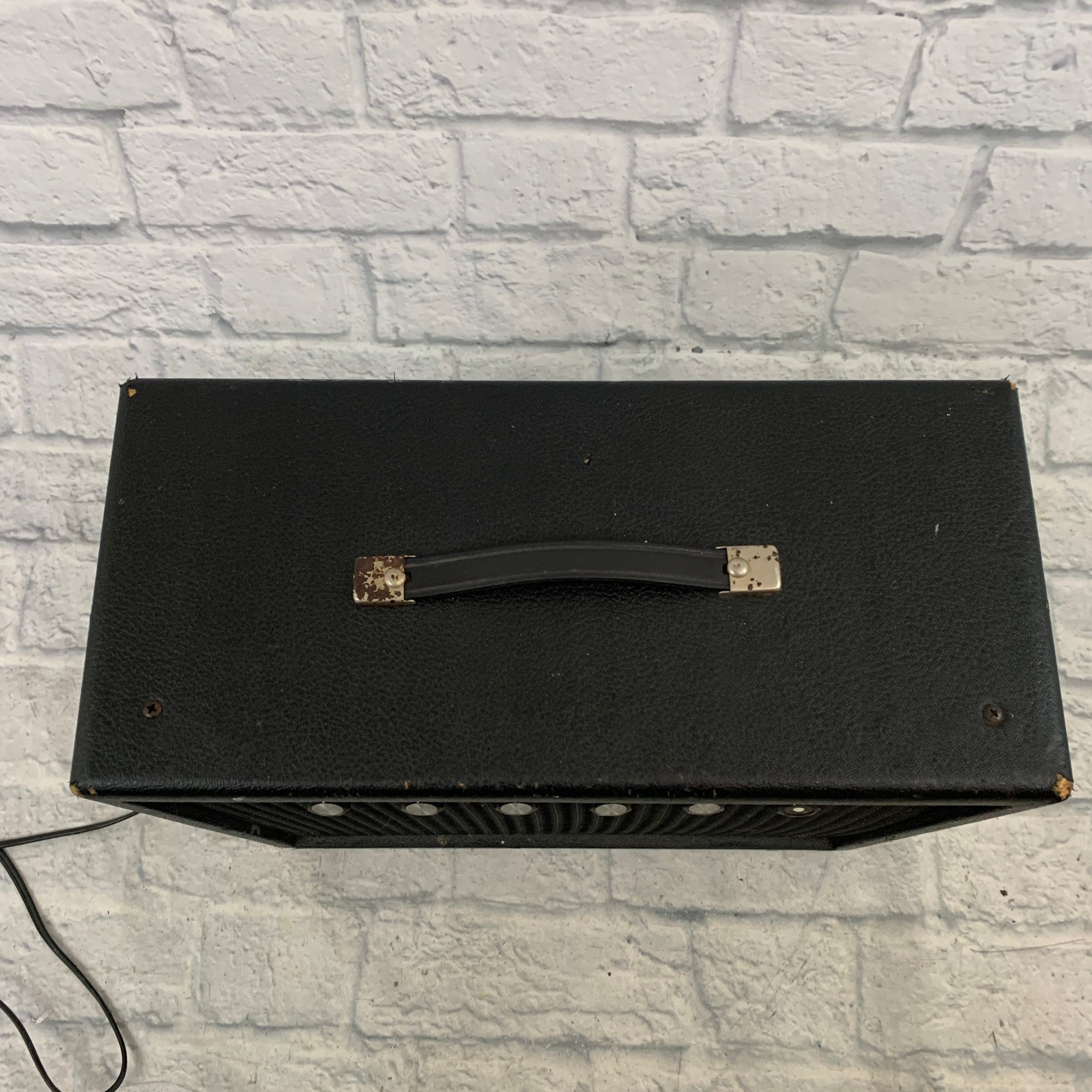 Rickenbacker TR7 Guitar Combo Amp