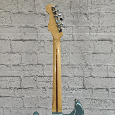 Fender 2002 Standard Stratocaster Electric Guitar