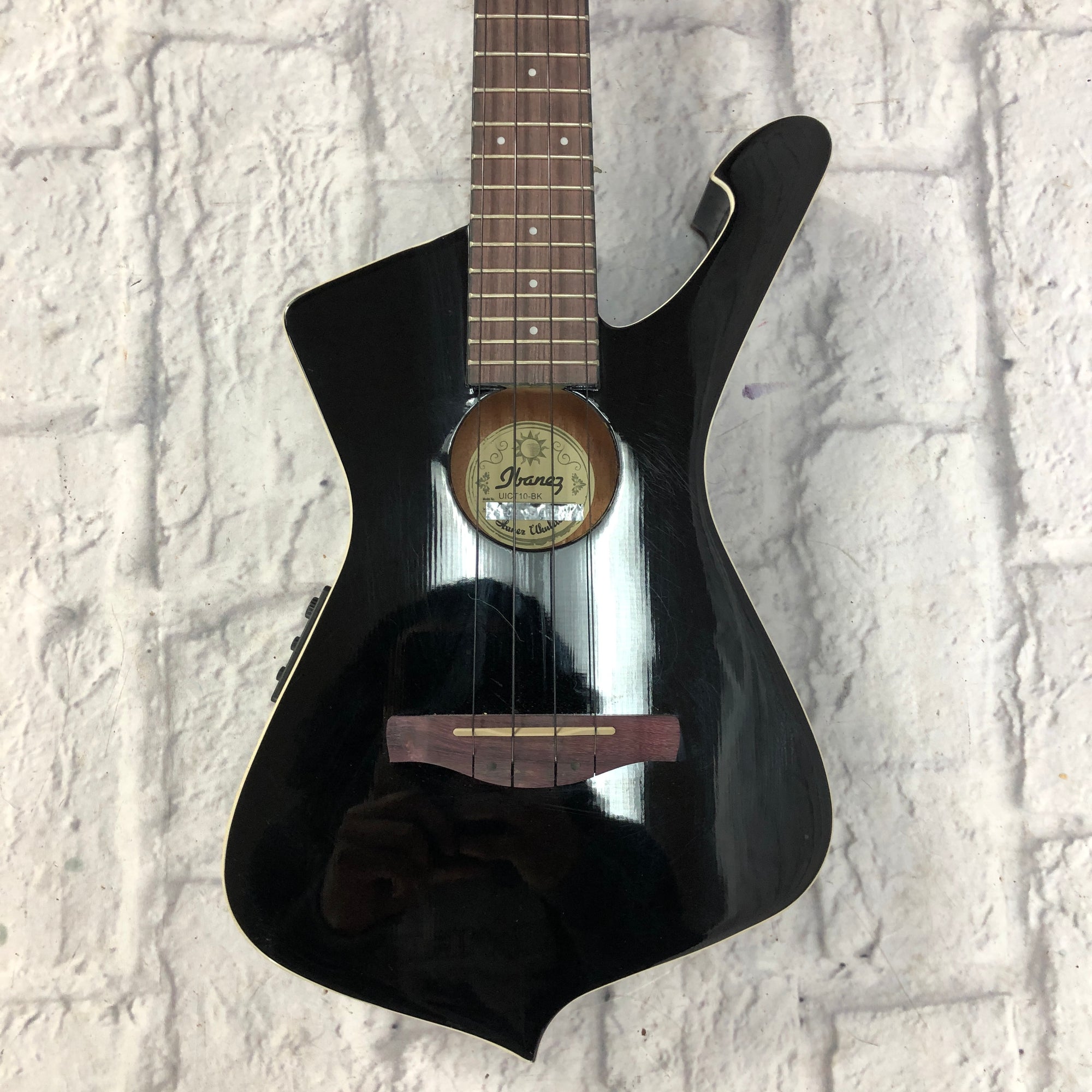 Ibanez UICT10 Iceman Tenor Ukulele