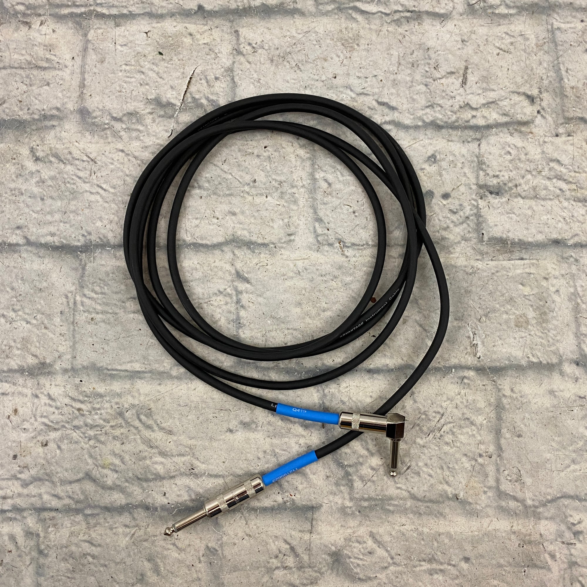 Livewire Right Angle Instrument Cable