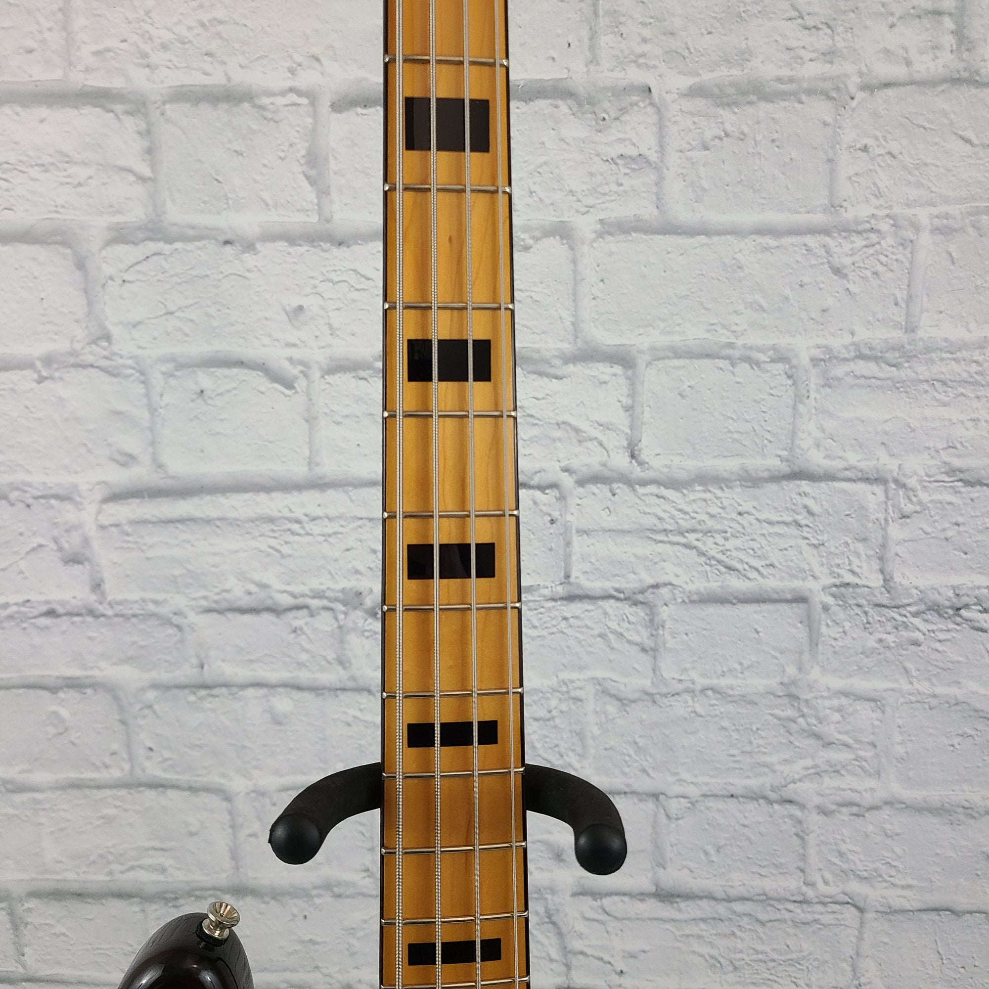 Squier Classic Vibe '70s Precision Bass - Walnut