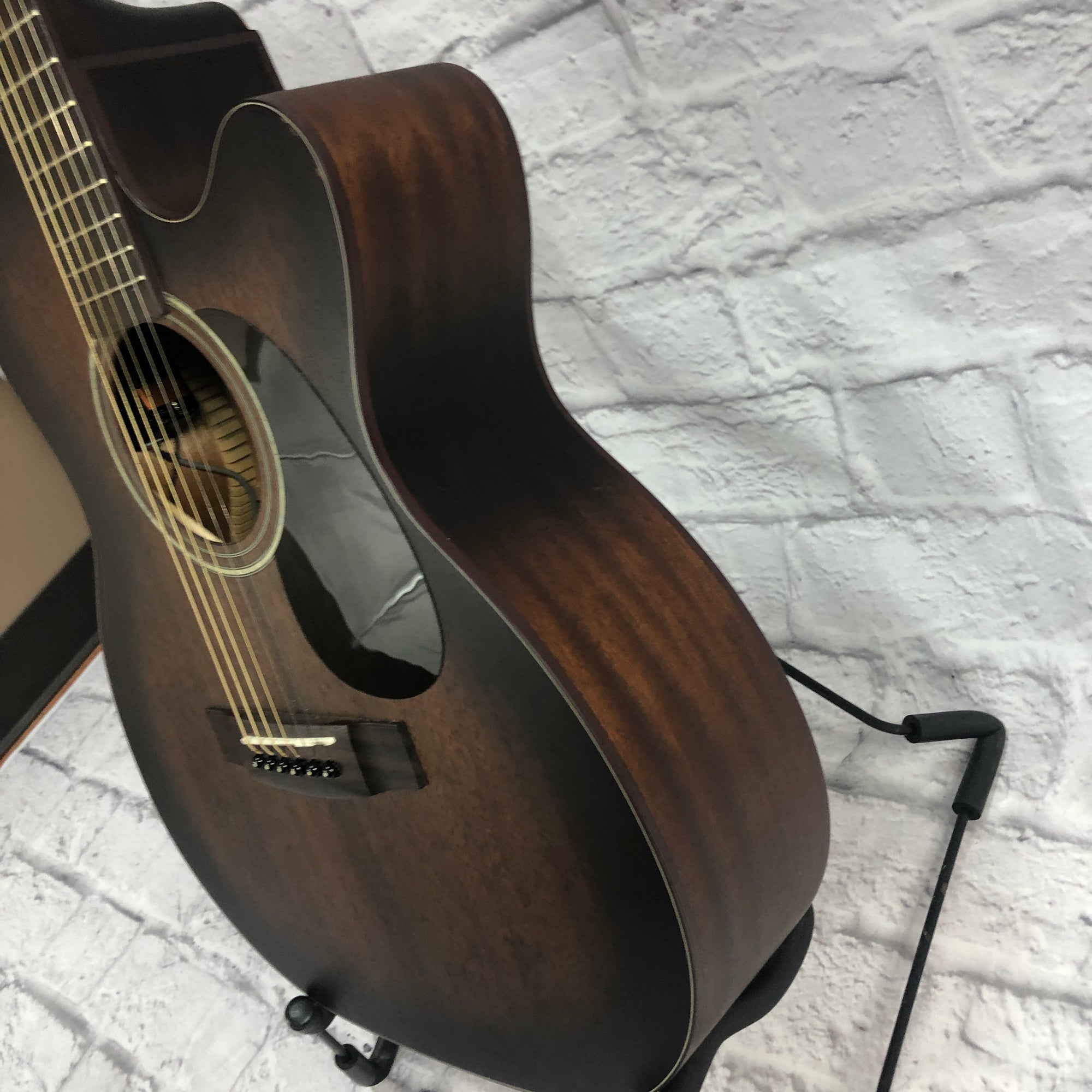 Mitchell T333CE-BST  Spruce Top Auditorium Guitar