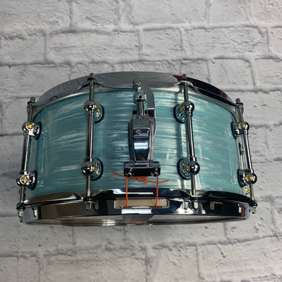 Pearl Masters Maple Reserve Music City Custom Ice Blue Oyster Snare