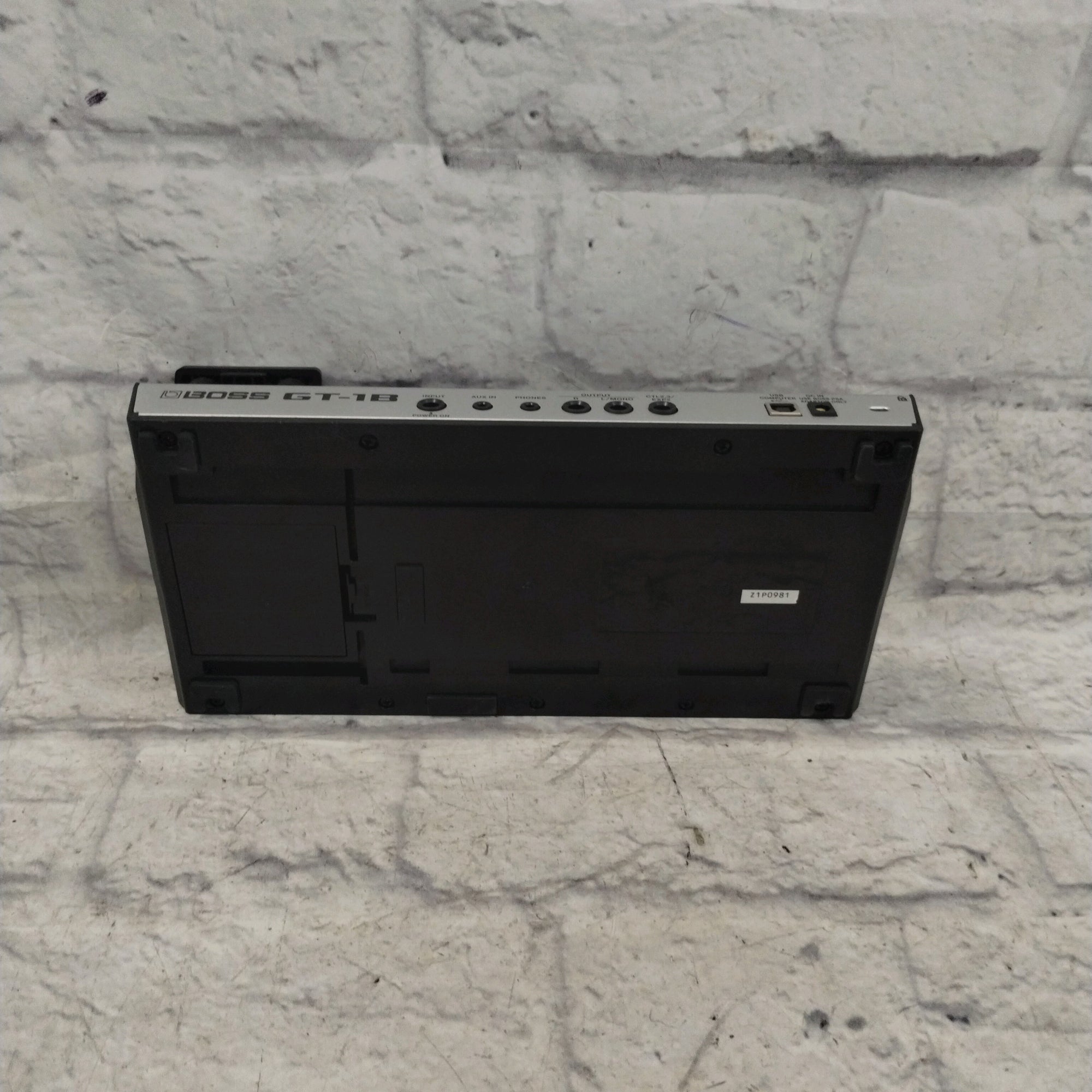 Boss GT-1B Bass Effects Processor