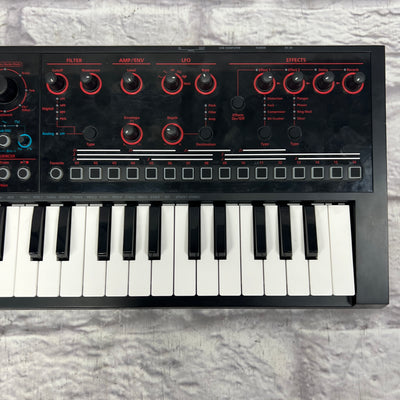 Roland JD-XI 37-Key Analog / Digital Crossover Synthesizer