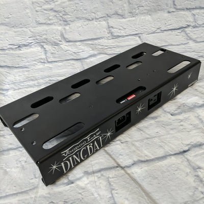 Voodoo Lab Dingbat Small with built in 2 Plus power supply