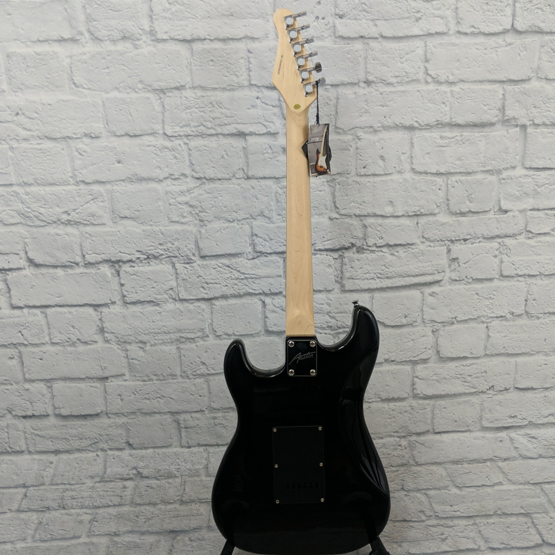 Austin AST100 Electric Guitar in Black