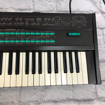 Vintage Yamaha DX7 Digital FM Synthesizer