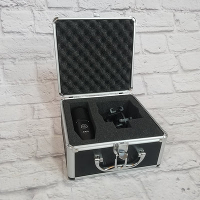 AKG p120 Condenser Microphone with Case