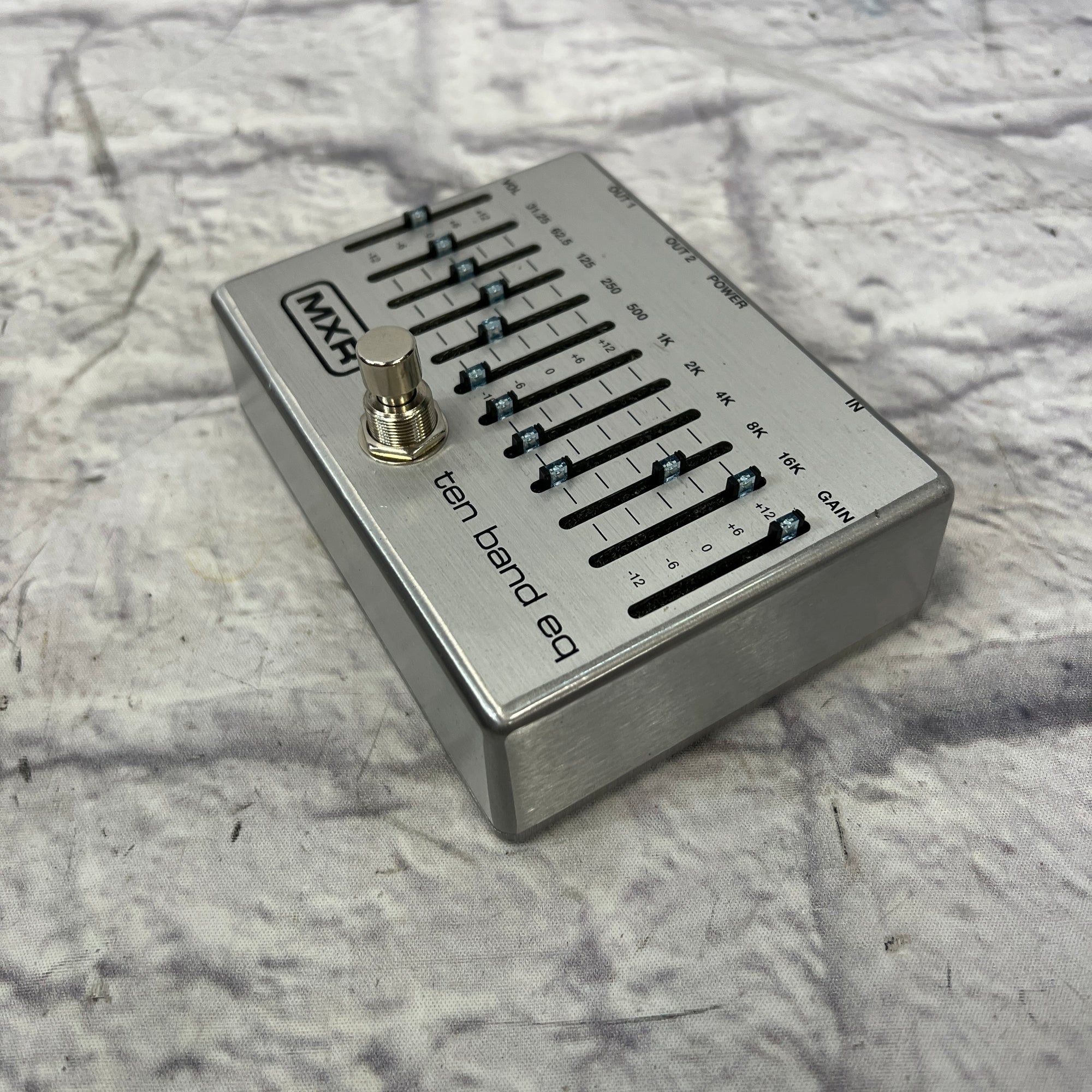 MXR M108S Ten Band EQ Pedal - Evolution Music