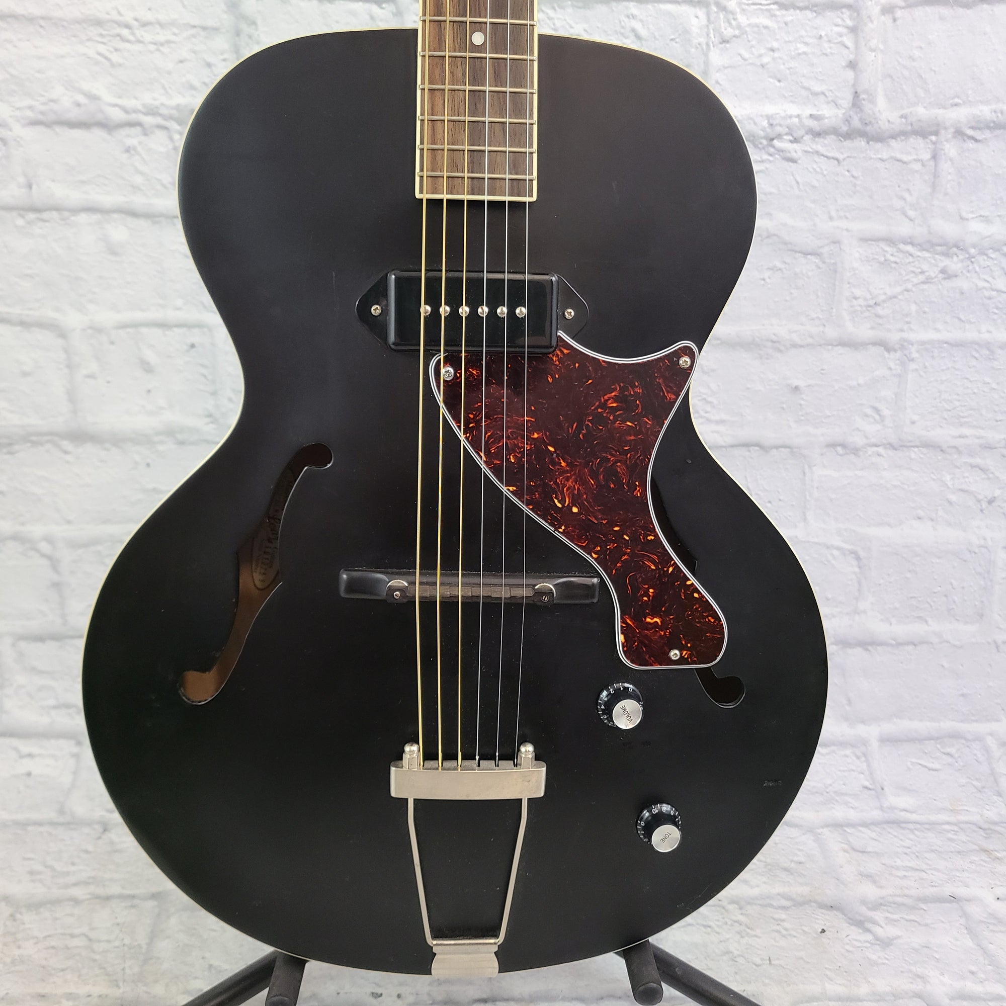 The Loar LH-309 BKM Hollowbody Electric - Matte Black
