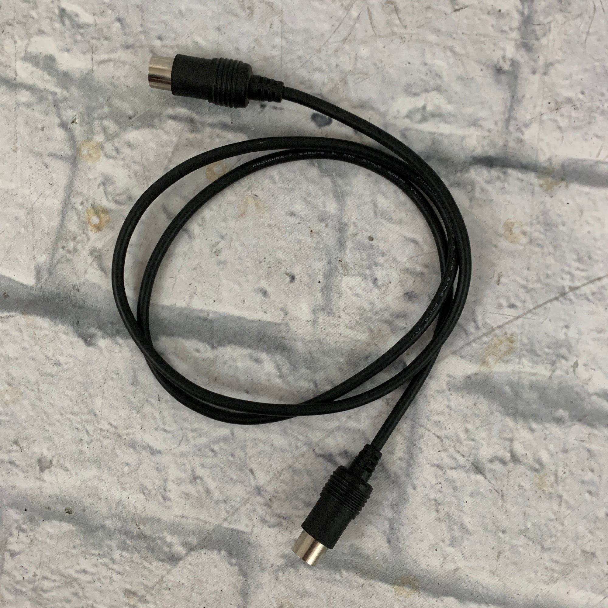 3ft 5-PIN MIDI Cable - Black