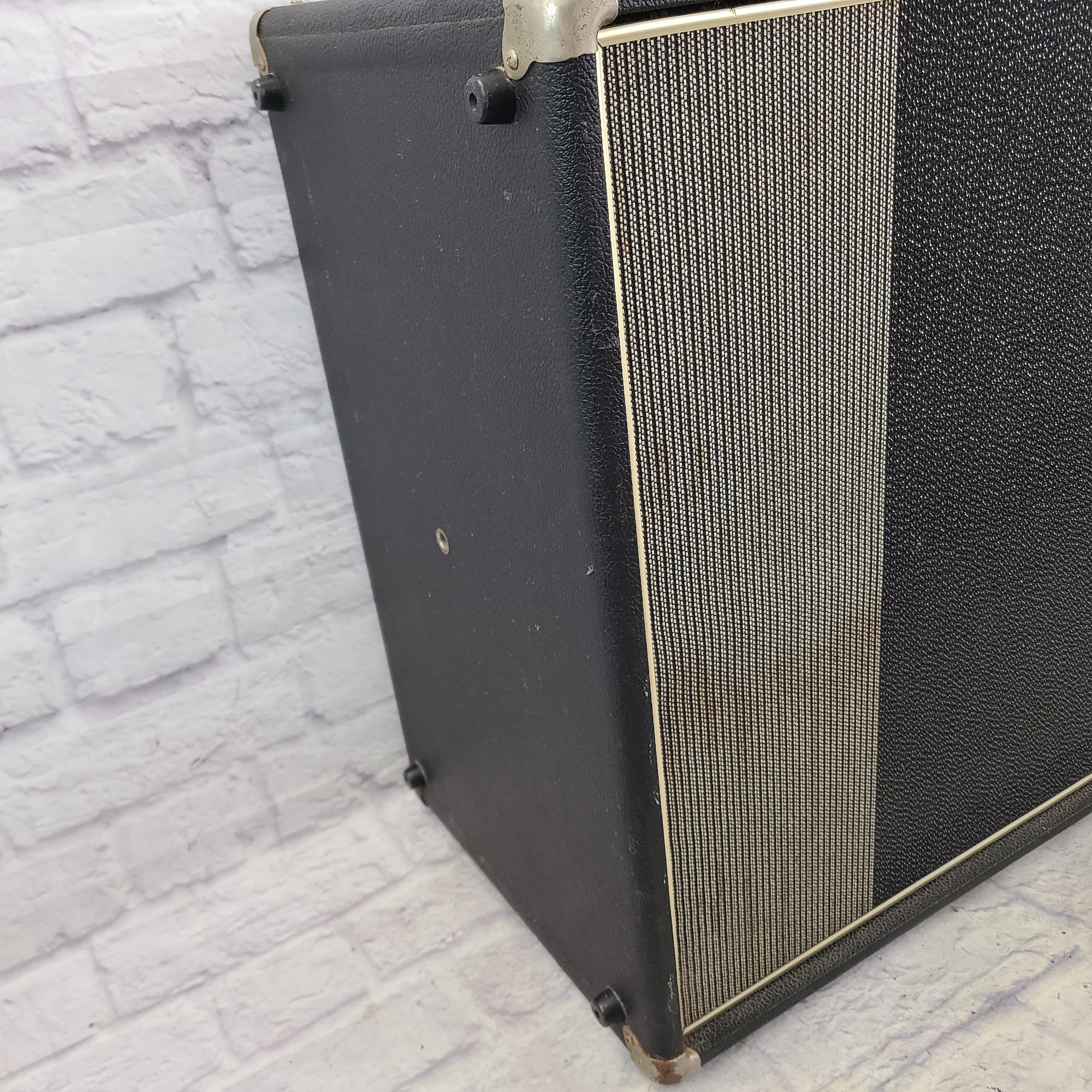 Vintage 1960s Guild Thunderstar Bass 15" Cabinet