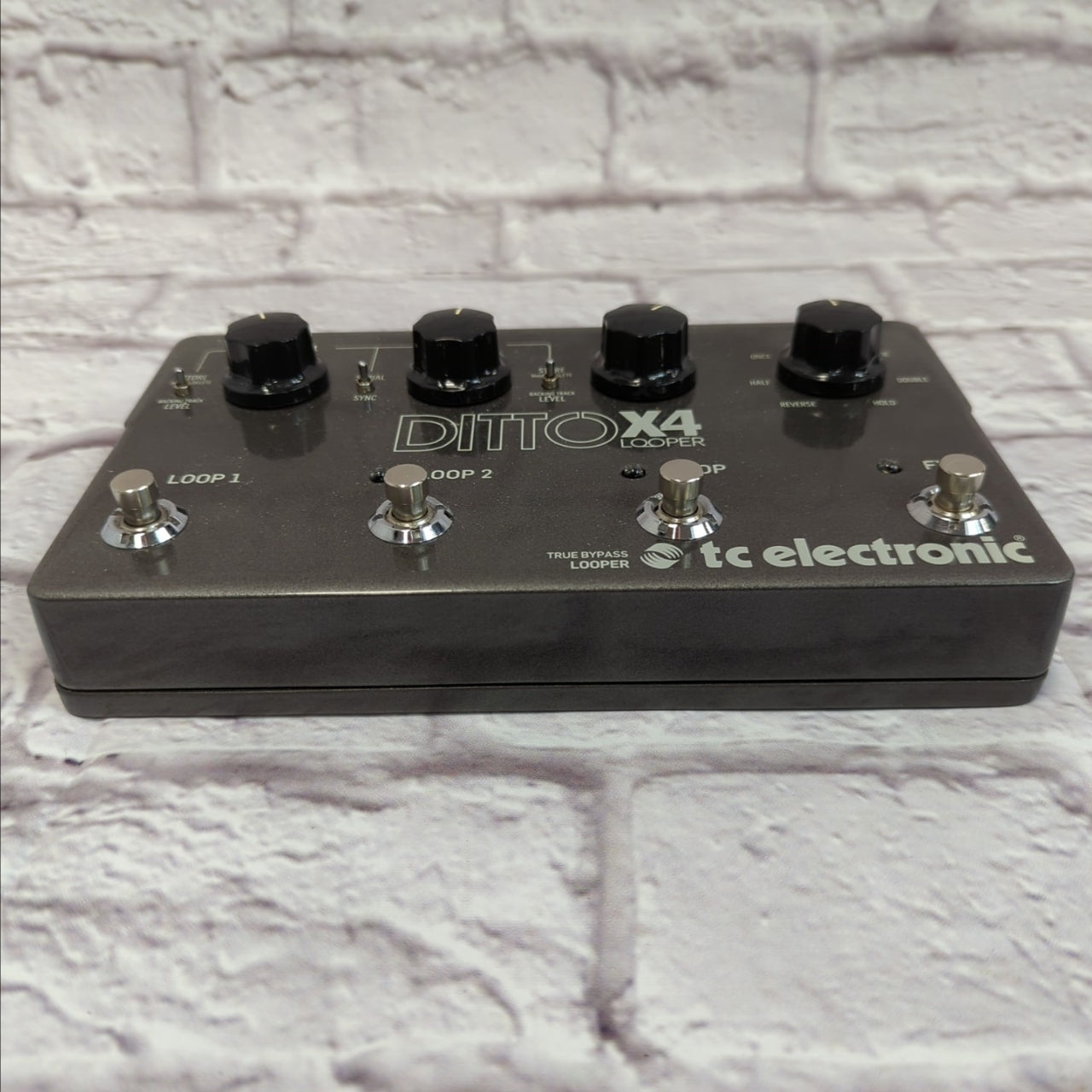 TC Electronic Ditto x4 Looper Pedal - Evolution Music