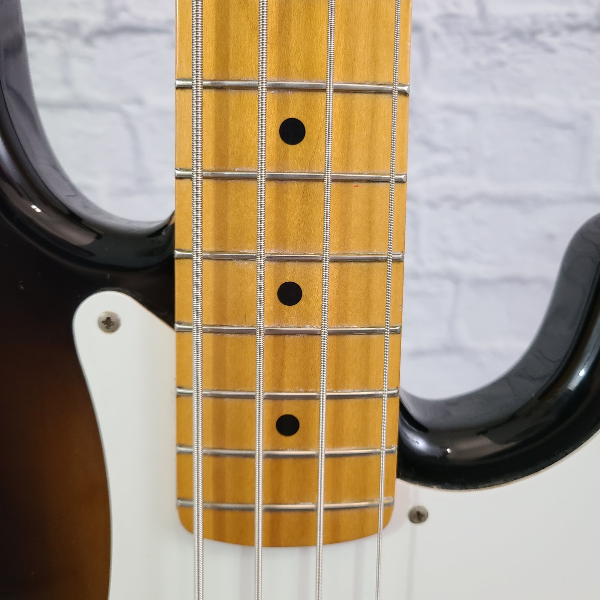 1989 / 1990 Fender MIJ '57 Reissue 4-String Precision Bass