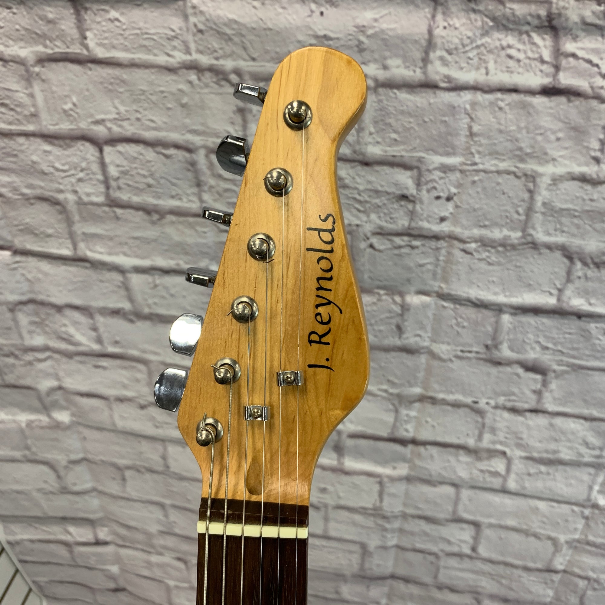 J Reynolds 3/4 Scale Electric Guitar with Coil Tap