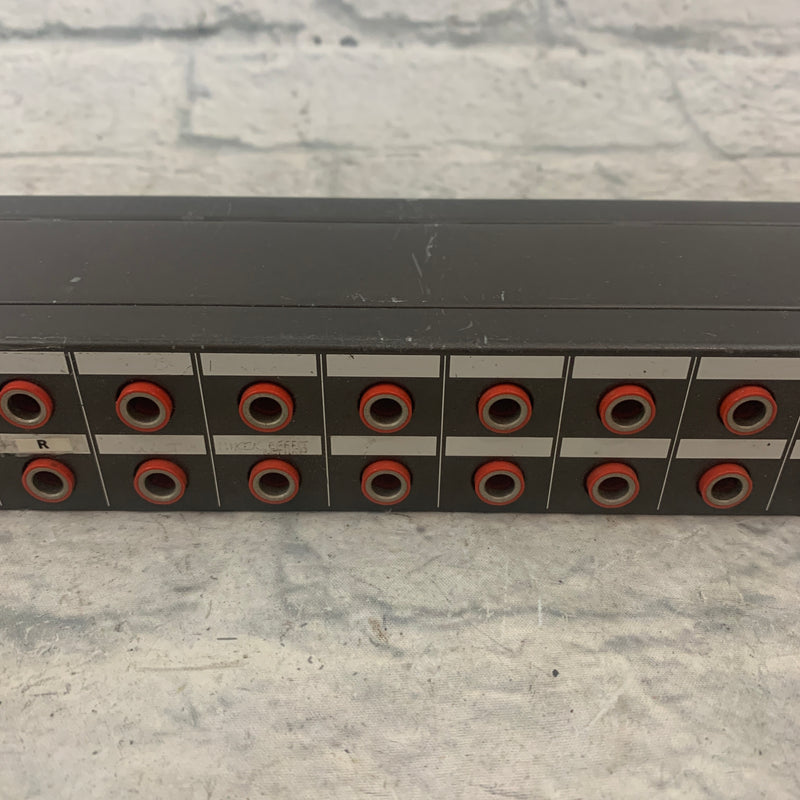 Long Patchbay Rack Tascam PB-32P Rack Patchbay - Evolution Music