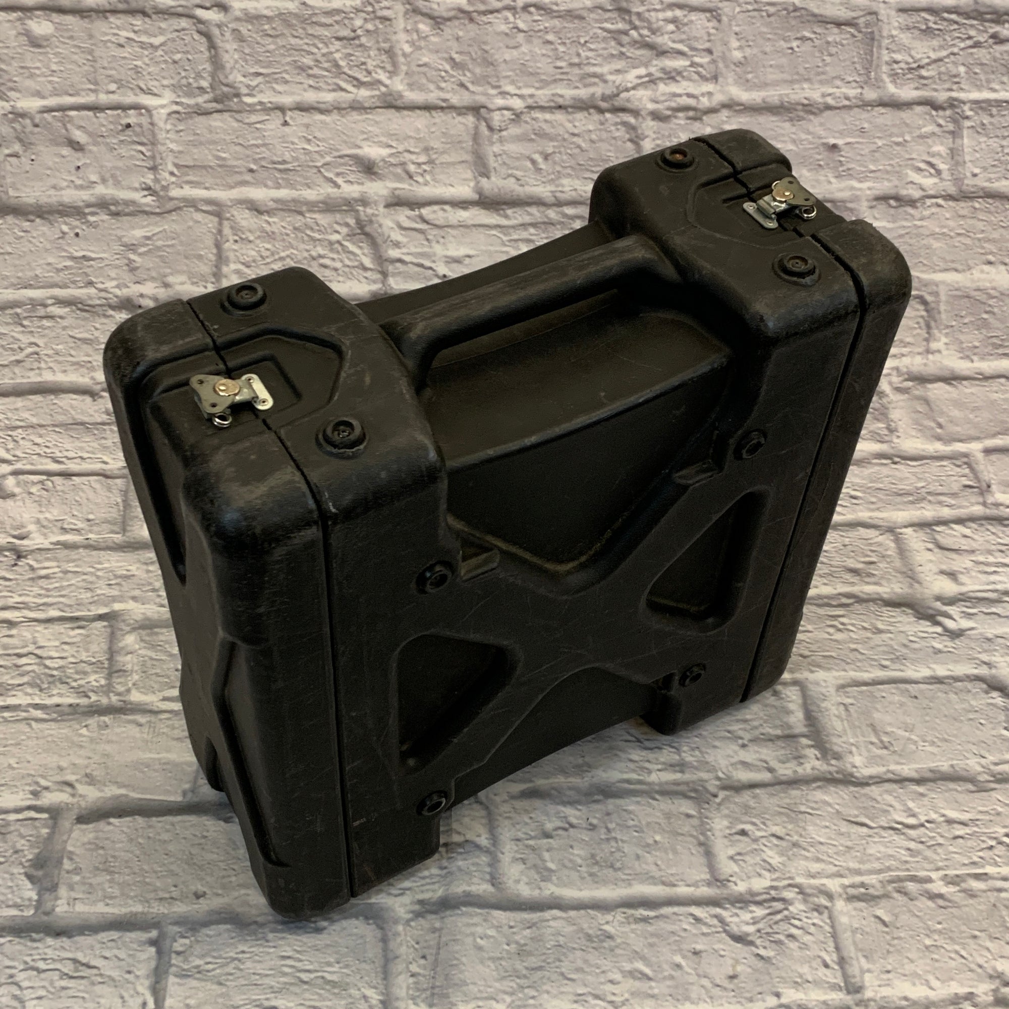 SKB 4U Space Molded Rack Case