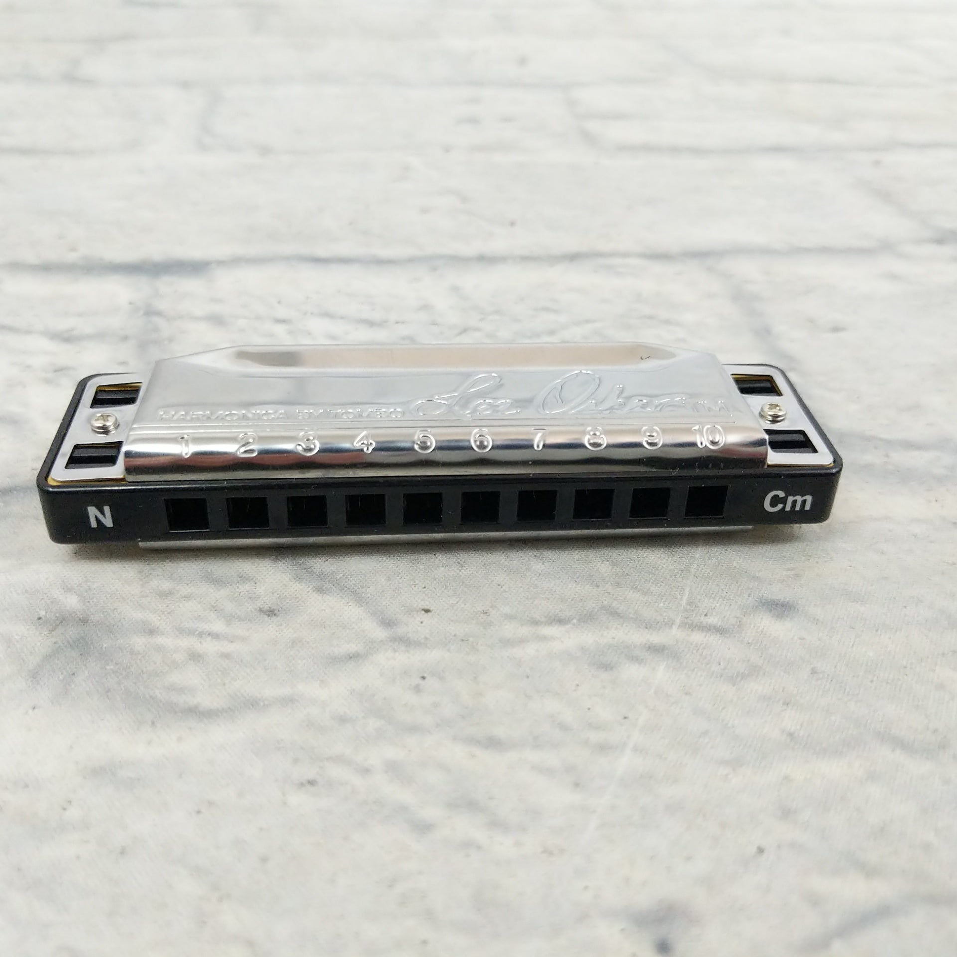 Natural Minor Lee Oskar Harmonica in Cm by Tombo