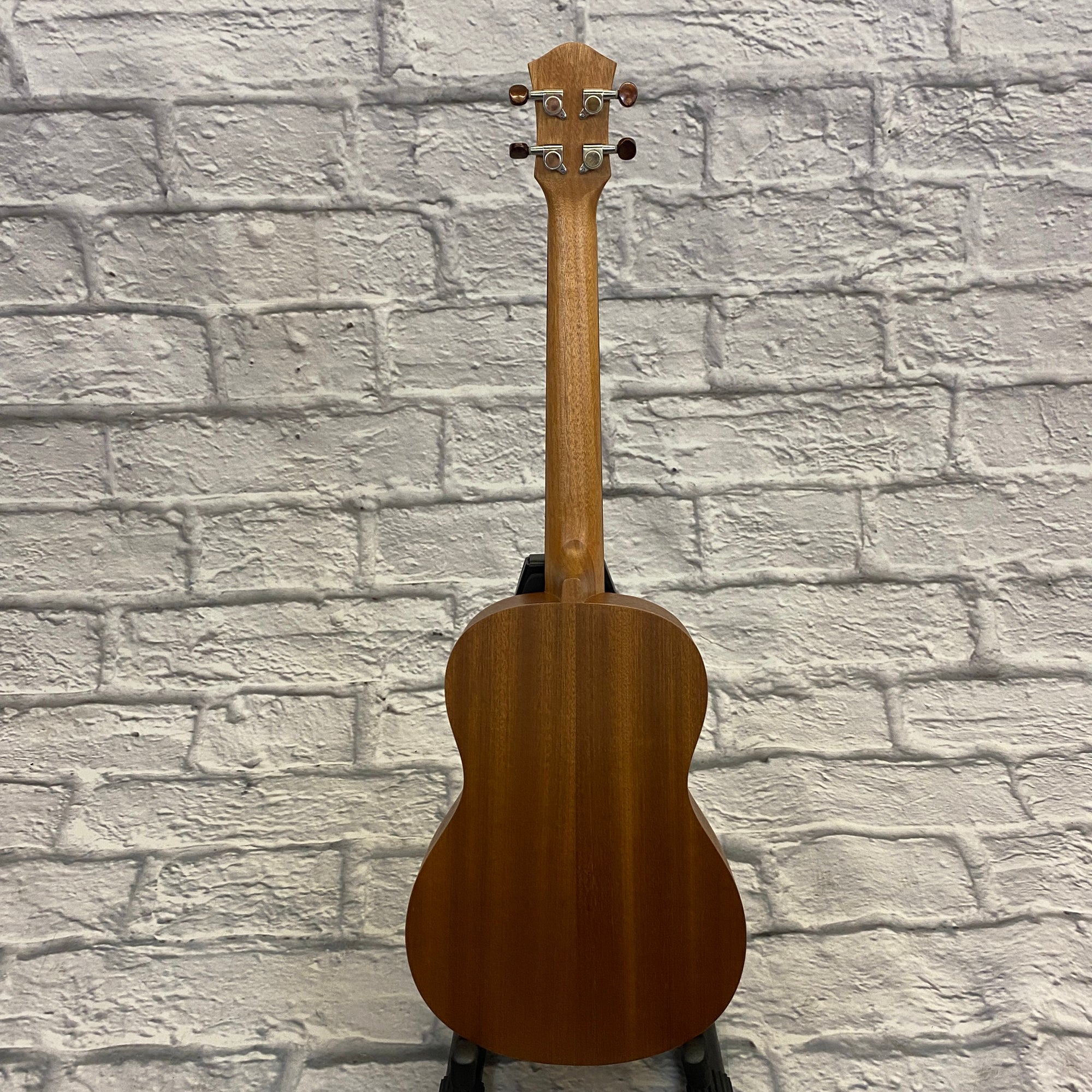 Ventura V9MAH-B Baritone Ukulele