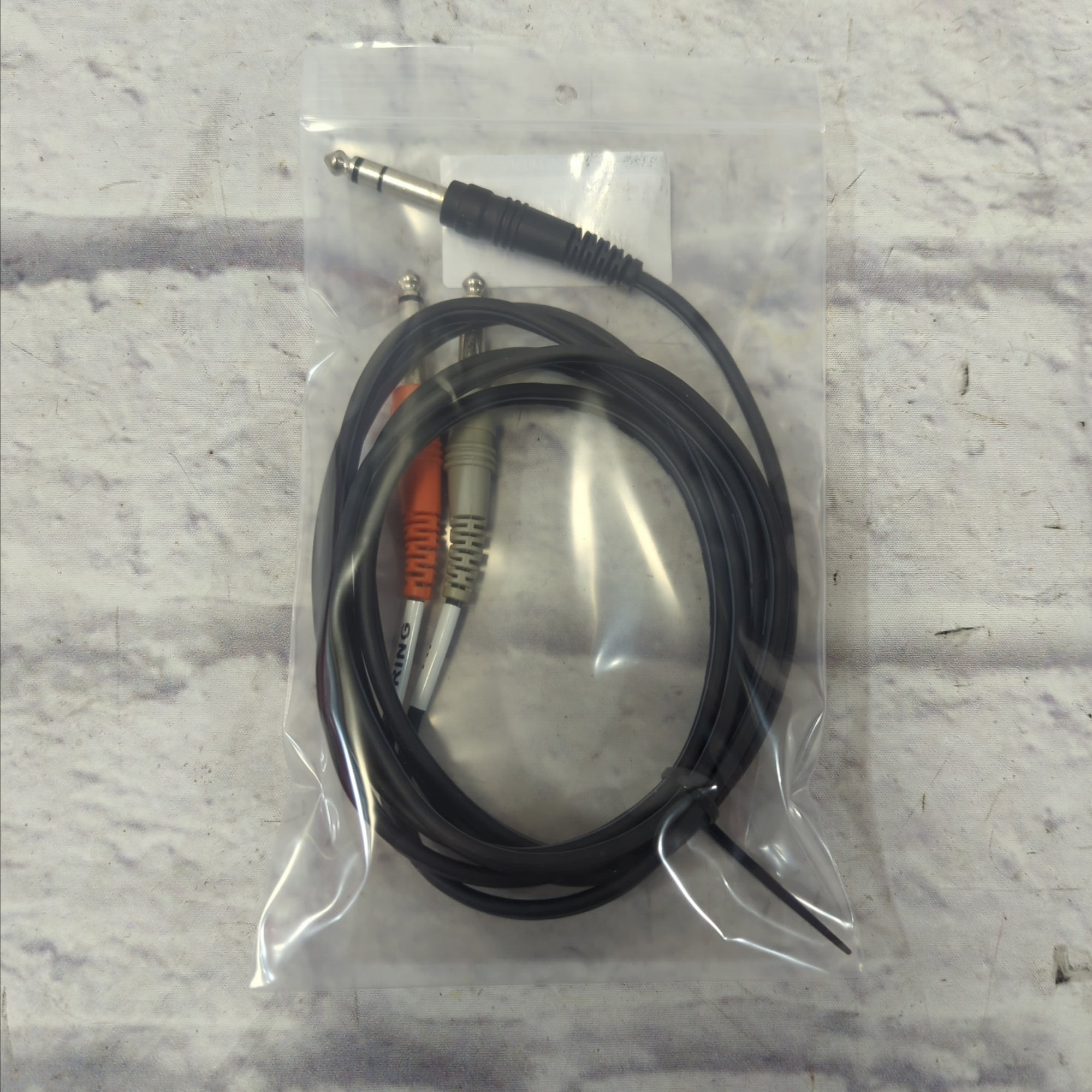 Hosa 6' Stereo Breakout TRS 1/4 to Dual TS 1/4